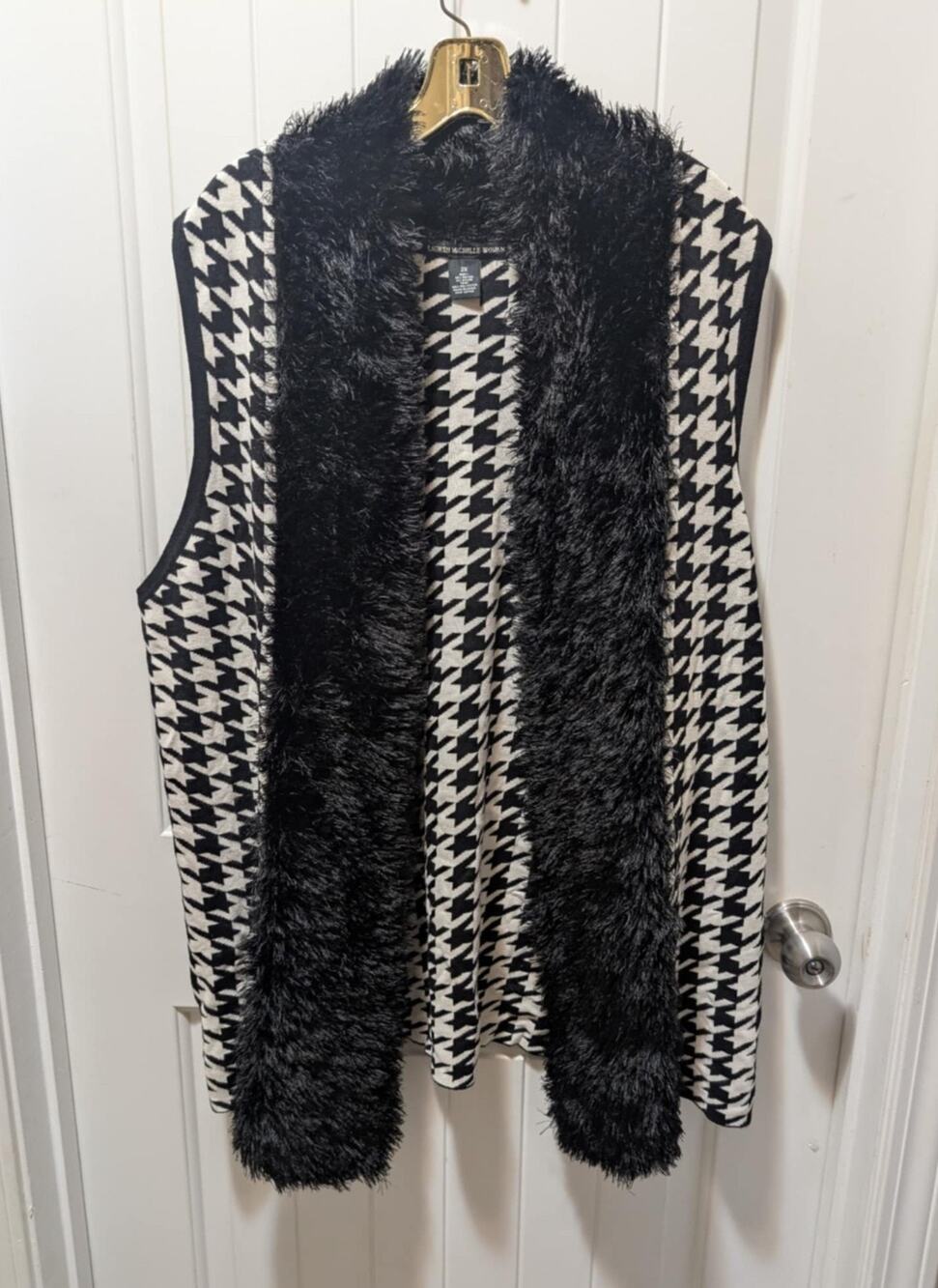 Lauren Michelle Houndstooth Sleeveless Sweater Vest Faux Fur Black White Size 2X